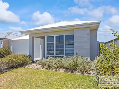 4 Koenig Way, Clarkson WA 6030