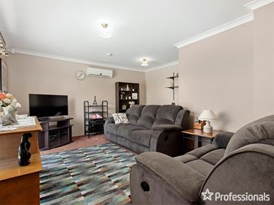 4 Rydal Court, Cooloongup WA 6168