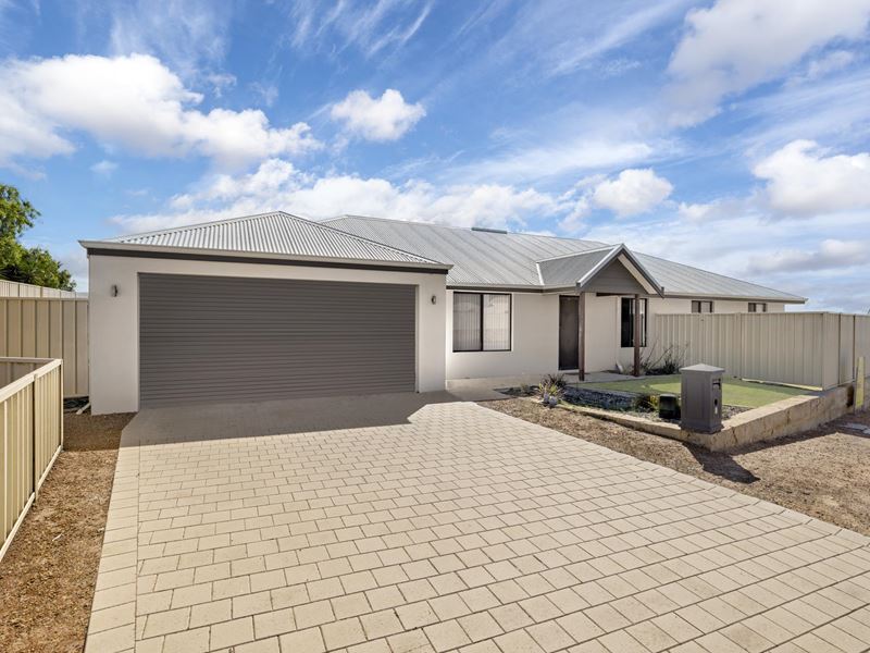 2 Lapwing Way, Wandina
