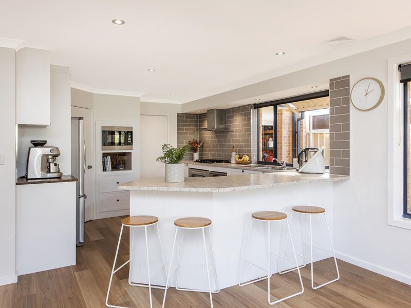 30 Borough Road, Baldivis WA 6171