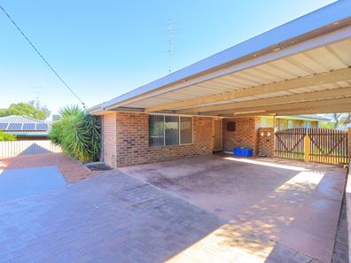 19 Goomalling Rd, Northam WA 6401