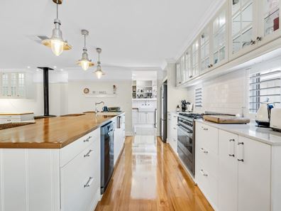 30 Sulina Rise, Falcon WA 6210