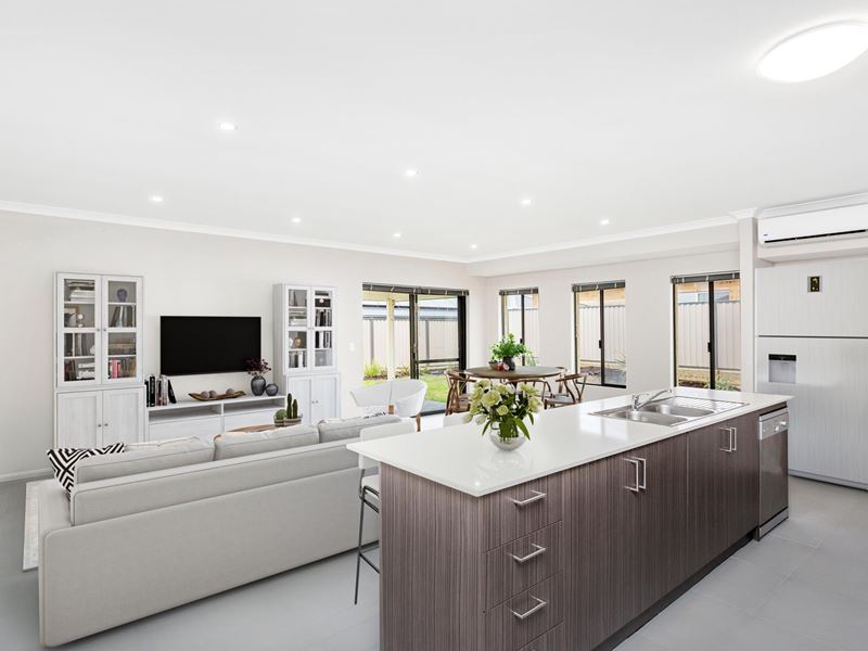 21 Halcyon Crescent, Aveley WA 6069