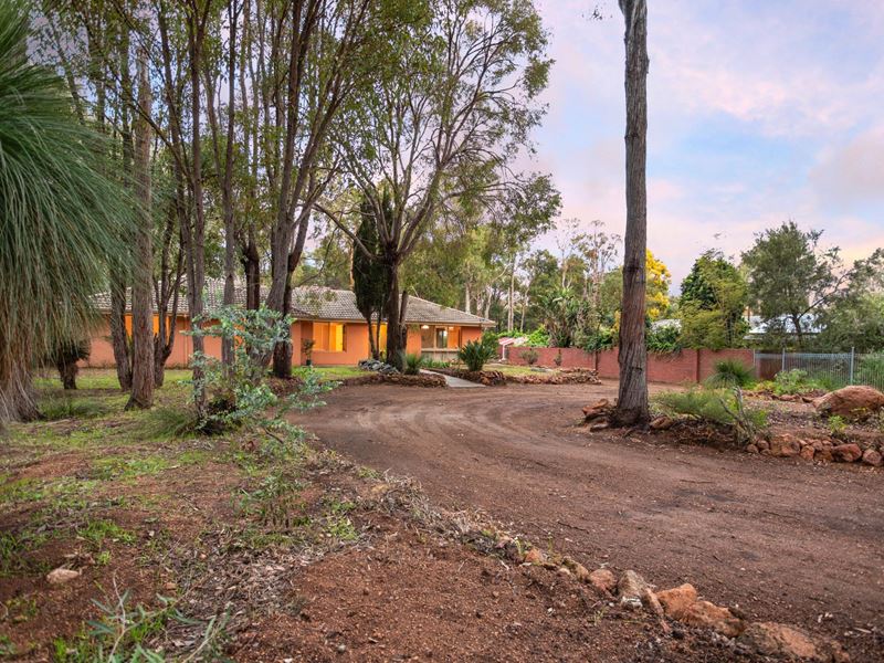 69 Jarrah Road, Roleystone
