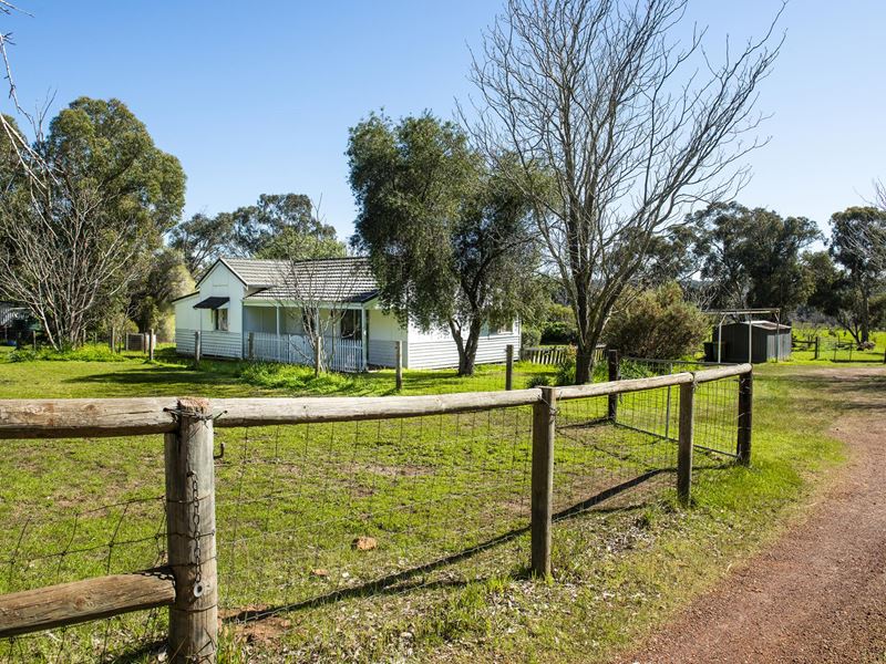 2415 Linley Valley Road, Wooroloo
