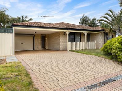 16 Roscommon Crescent, Orelia WA 6167