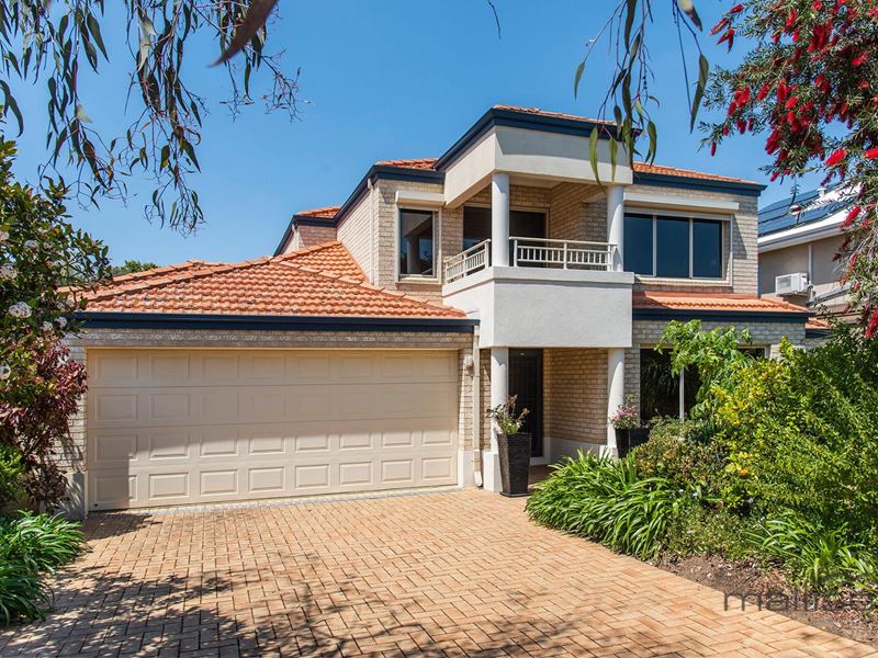 18 Torridon Street, Ardross WA 6153