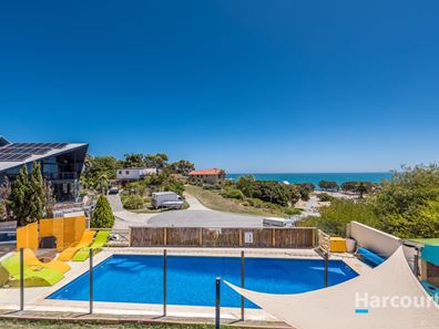 18 Coastal Rise, Quinns Rocks WA 6030