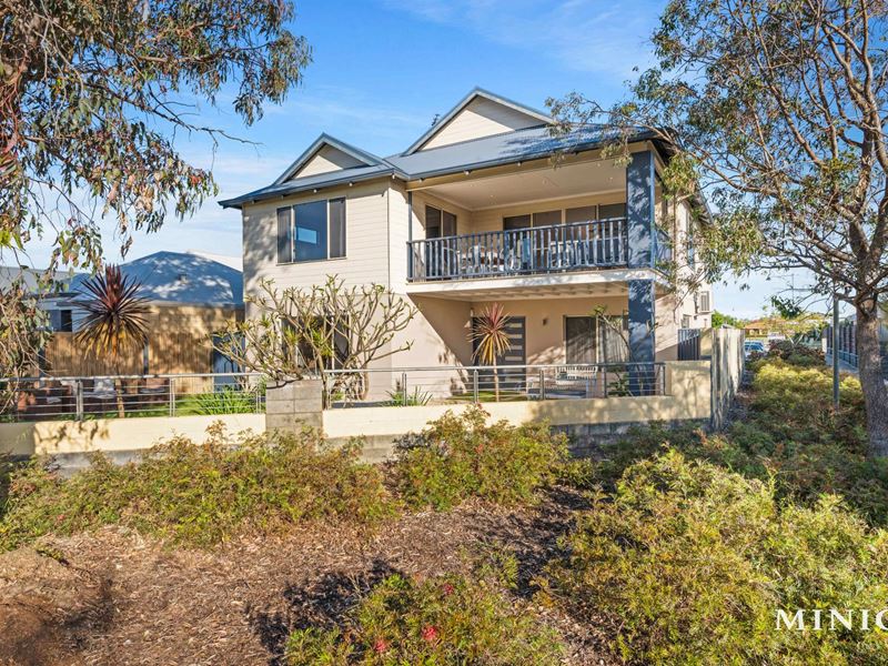 18 Trinity Close, Canning Vale
