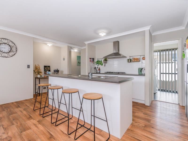 73 Leatherback Boulevard, Alkimos