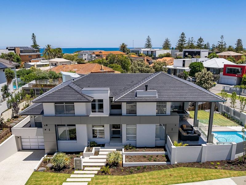 10A Branksome Gardens, City Beach
