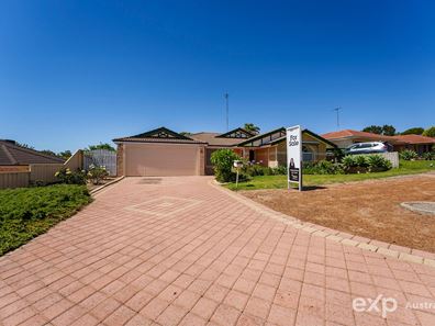 17 Berrigan Row, Halls Head WA 6210