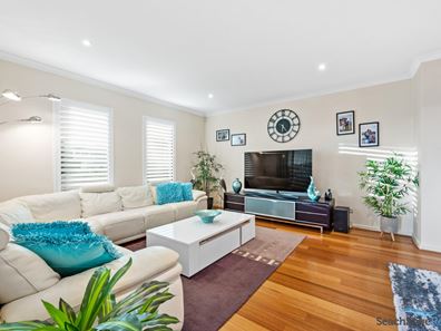 1/42 Spinnaker Quays, Mandurah WA 6210