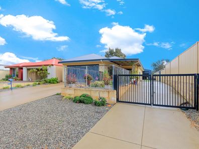 10 Carey Street, Pinjarra WA 6208