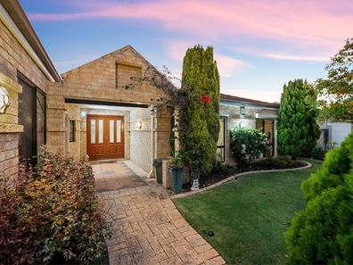 17 Cabernet Place, The Vines WA 6069