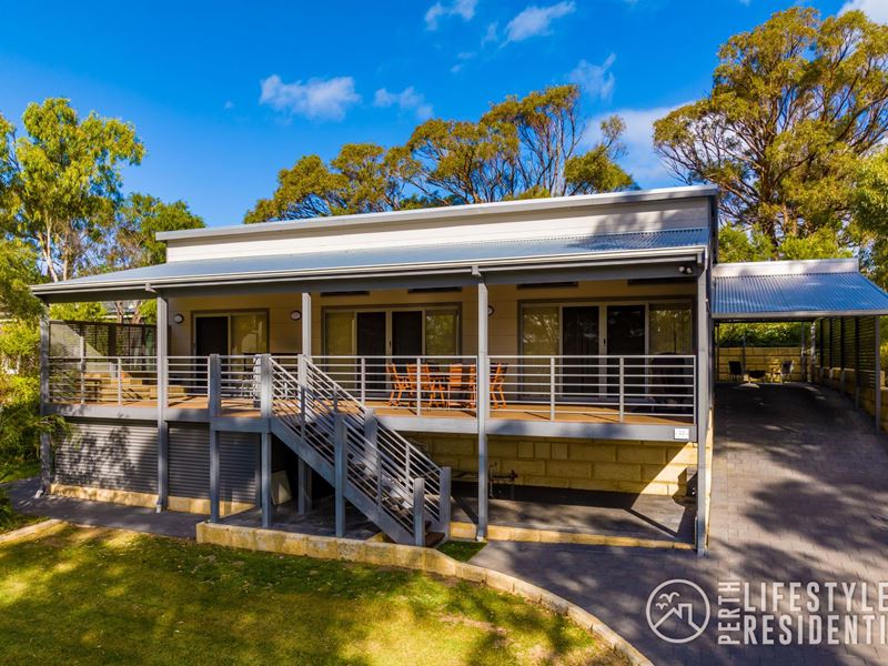 12 Brockman Street, Guilderton