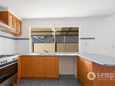 10 Astroloma Drive, Success WA 6164