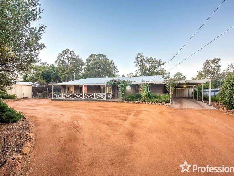 6 Parkland Road, Stoneville