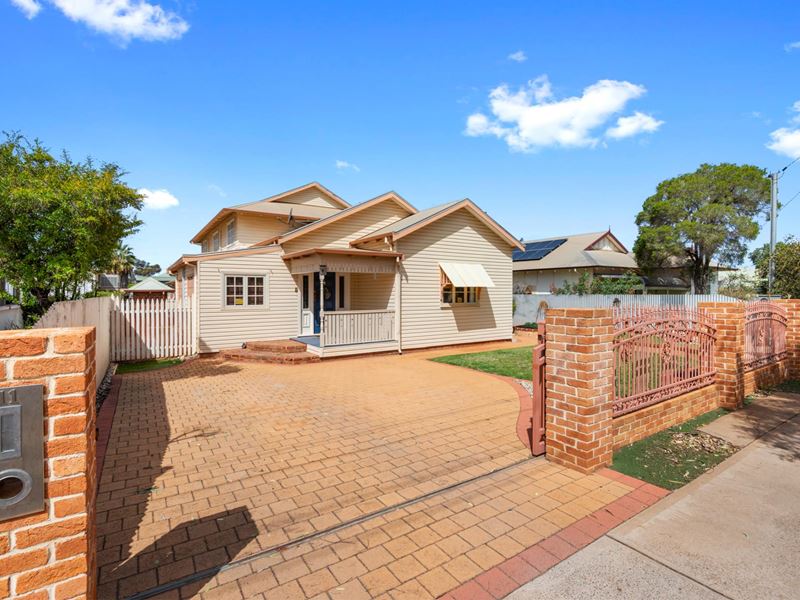 11 Dorothea Street, South Kalgoorlie