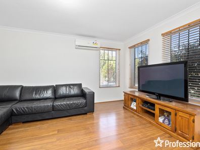 212 Amherst Road, Canning Vale WA 6155