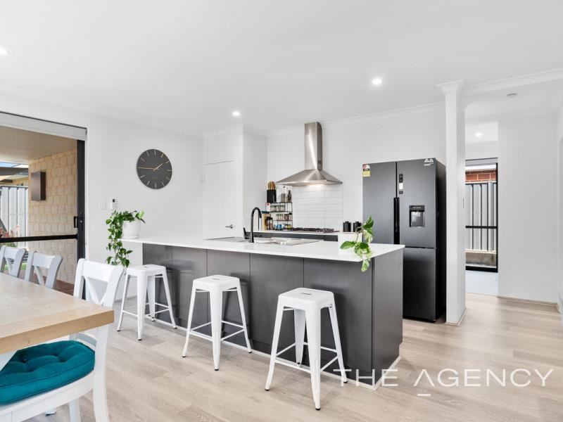 45 Marsland Road, Midvale