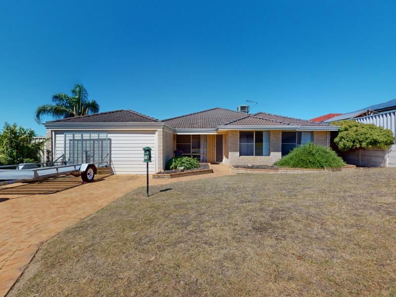 14 Kilmarnock Loop, Kinross