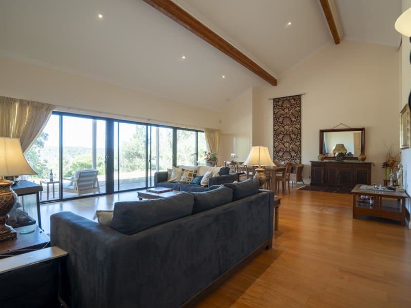 67 Heritage Drive, Roleystone