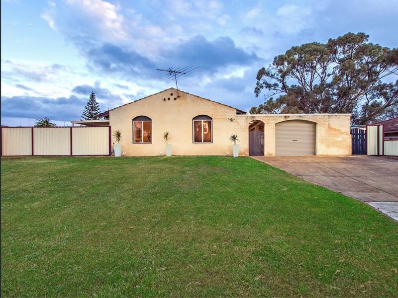 30 Bates Way, Warnbro