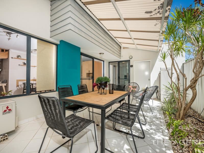 2/207 Walcott Street, North Perth