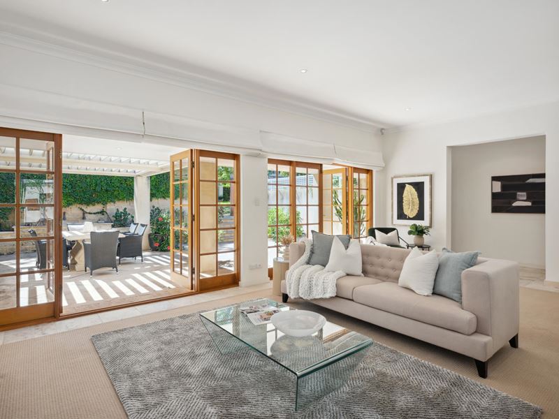 30 Thomson Road, Claremont