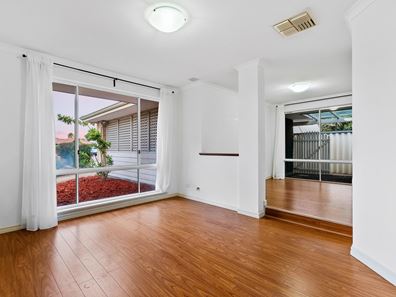 7 Talisker Mews, Ballajura WA 6066