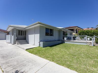 11 Amity Boulevard, Coogee WA 6166