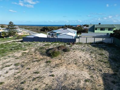 32 Edwards  Street, Seabird WA 6042