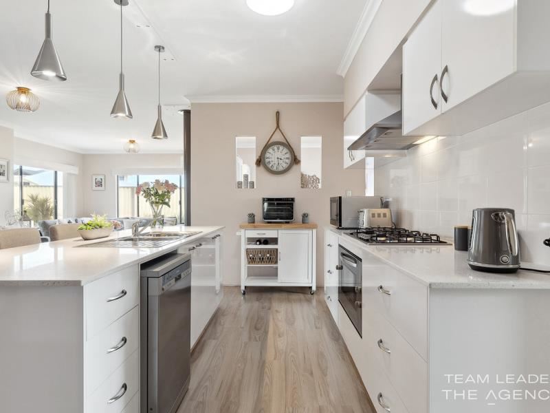 36 Yallingup Loop, Dawesville