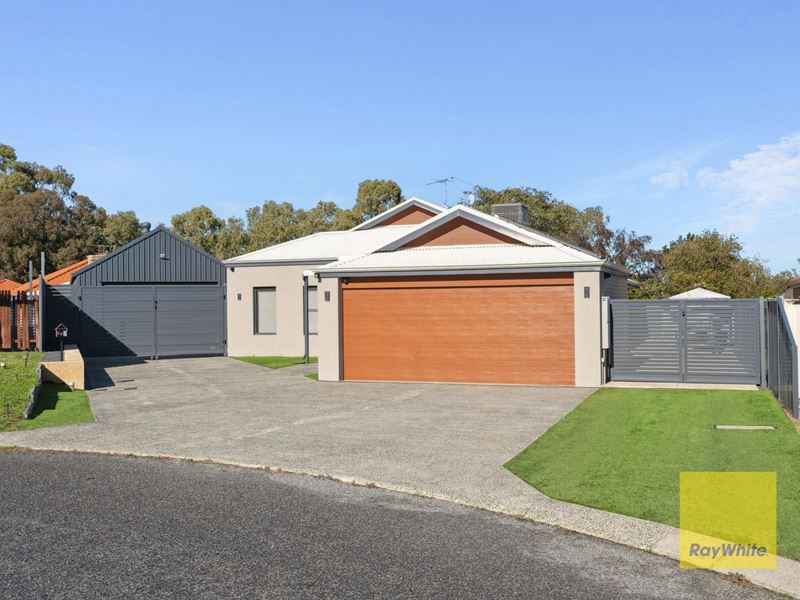 4 Shene Court, Carramar