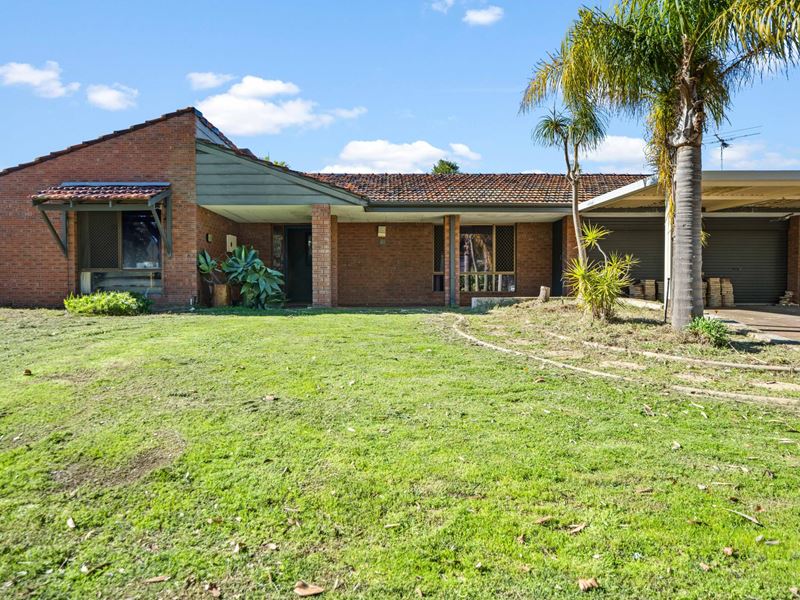 24 Doveridge Drive, Duncraig WA 6023