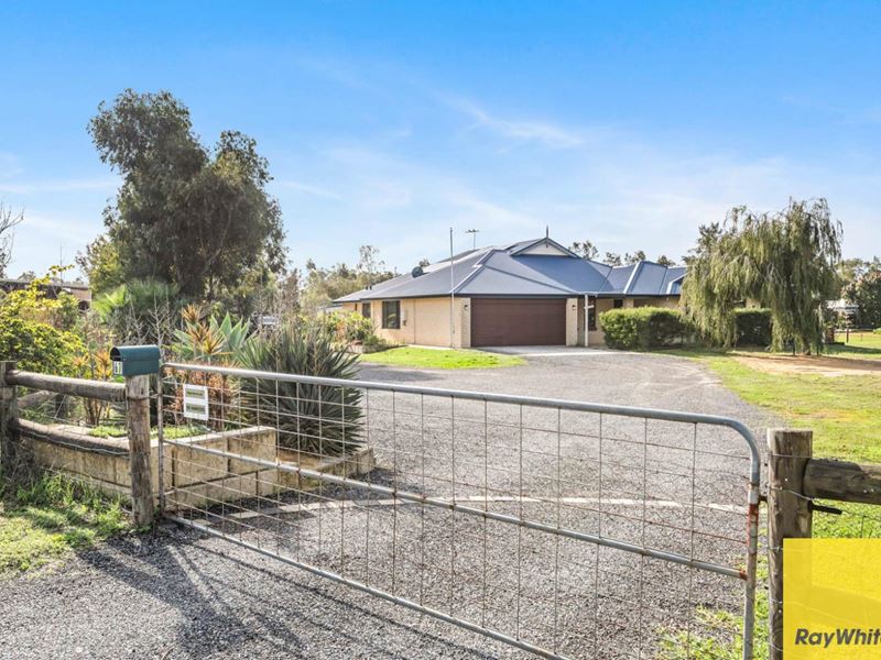 67 Holstein Court, Oakford