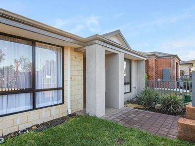 14 Castello Crescent, Byford WA 6122