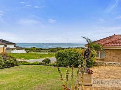 16 Vigilant Terrace, Ocean Reef WA 6027