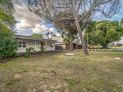 10 Pollard Way, Warnbro WA 6169