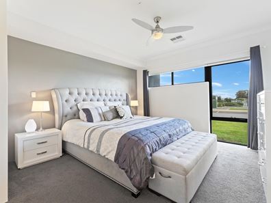 4 Nadine Promenade, Baldivis WA 6171