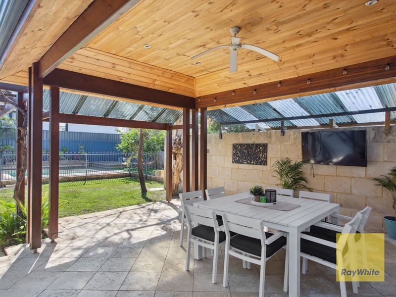 44 Oceanic Drive, Floreat