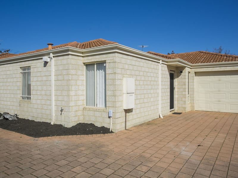 2/39 Ferguson Street, Midvale