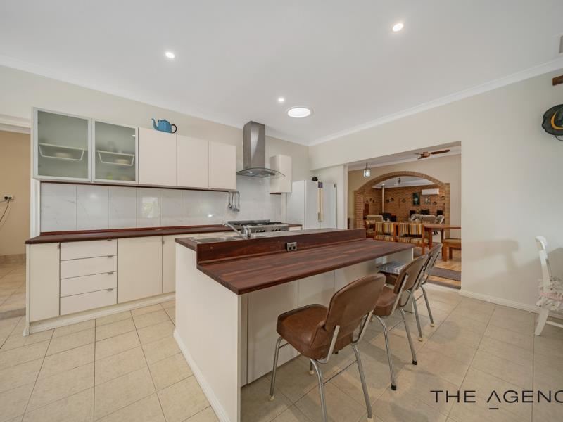 240 Great Eastern Highway, Glen Forrest