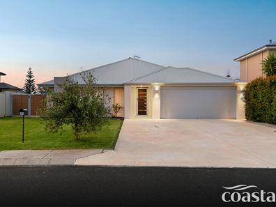 23 Calooli Gr, Golden Bay WA 6174