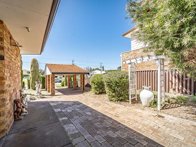 158 Fendam Street, Warnbro WA 6169