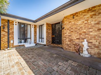 158 Fendam Street, Warnbro WA 6169