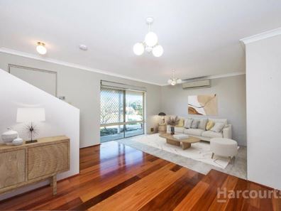 39 Casuarina Drive, Halls Head WA 6210