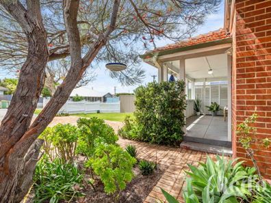 63 The Strand, Bayswater WA 6053