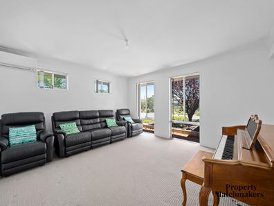 26 Wellman Avenue, Piara Waters WA 6112